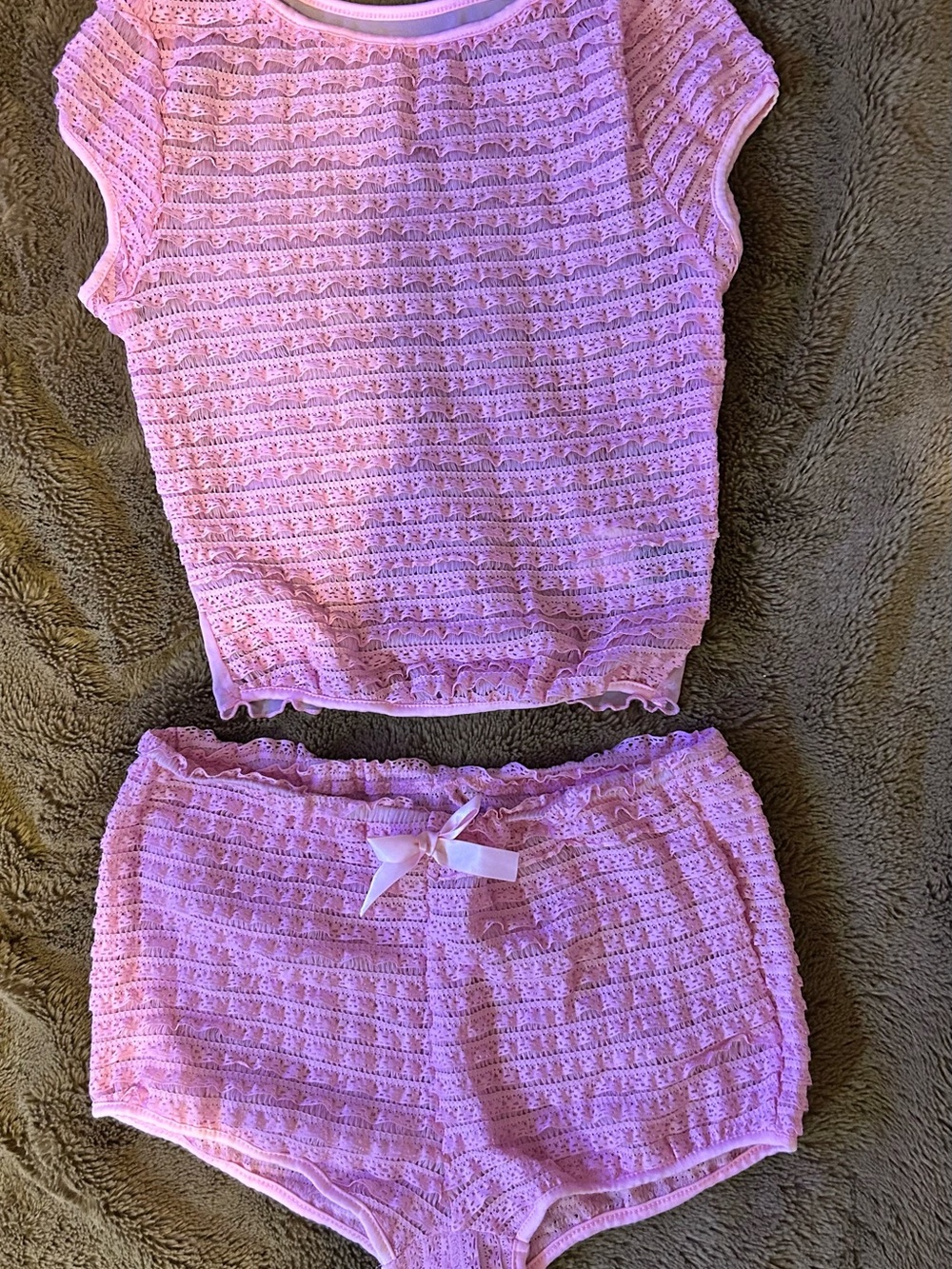 Pink Two-Piece Set💗 - Picture 2 of 3
